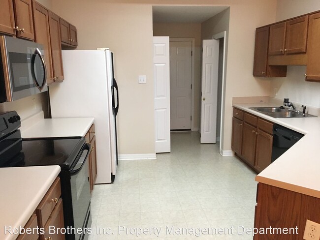 Building Photo - 3 br, 2 bath House - 746 Willow Springs Drive