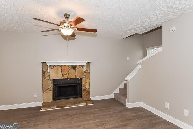 Foto del edificio - 3855 Willow Hollow