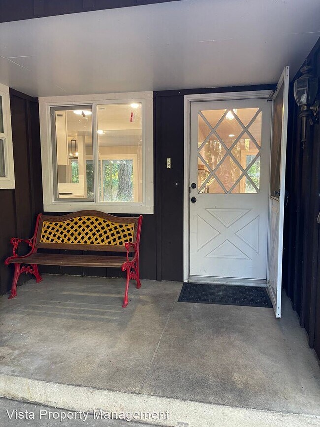 Building Photo - 3 br, 2.5 bath House - 3302 163rd Street E