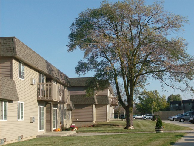 Building Photo - Apartment Homes of Wildwood Preserve