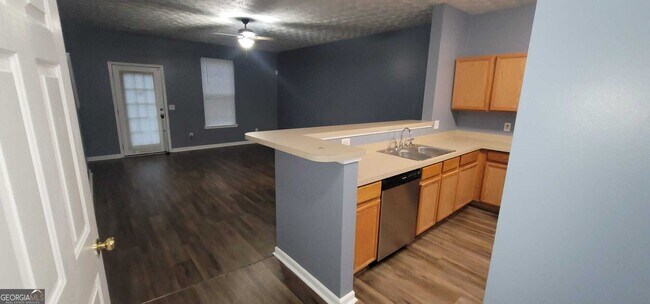 Foto del edificio - 6093 Camden Forrest Cove