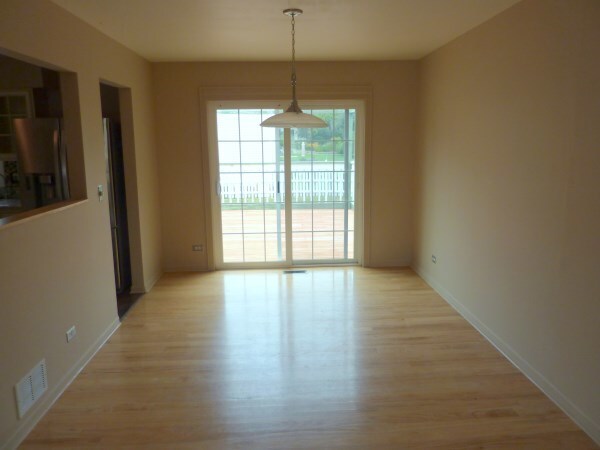 Building Photo - 2128 Primrose Ln
