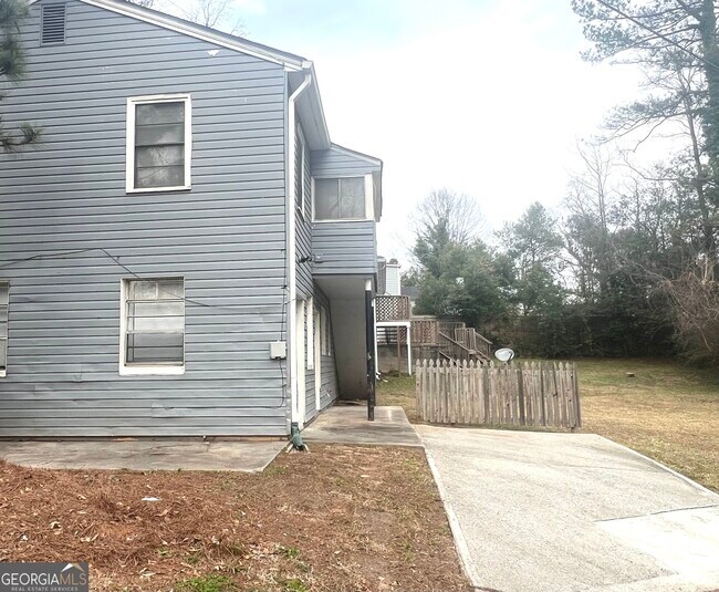 Foto del edificio - 880 Hall St SW