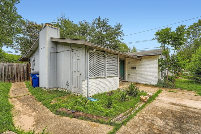 Foto del edificio - 1612 Broadmoor Dr