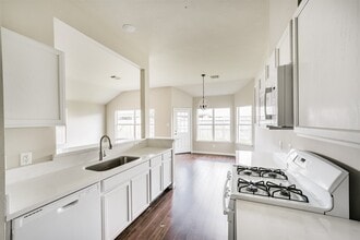 Building Photo - 19638 Plantation Grove Tr