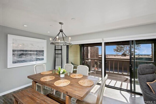 Foto del edificio - 2260 Del Mar Scenic Pkwy