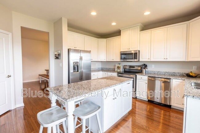 Photo - 1480 Delphi Ln House