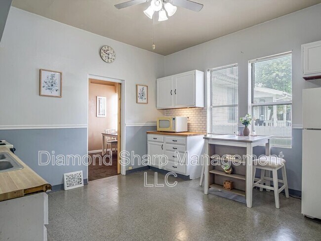 Foto del edificio - 928 N 1st St