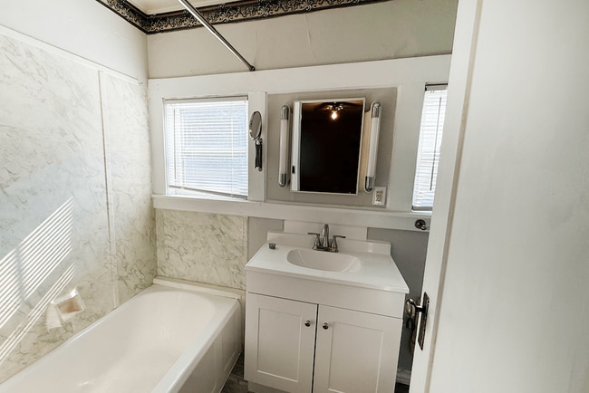 Interior Photo - Lansing Tower Apartments