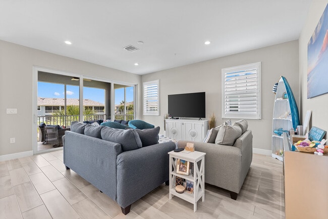 Building Photo - 2609 Seychelles Cir