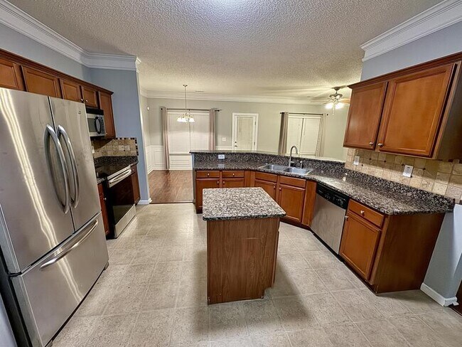 Foto del edificio - 322 Clover Brook Dr