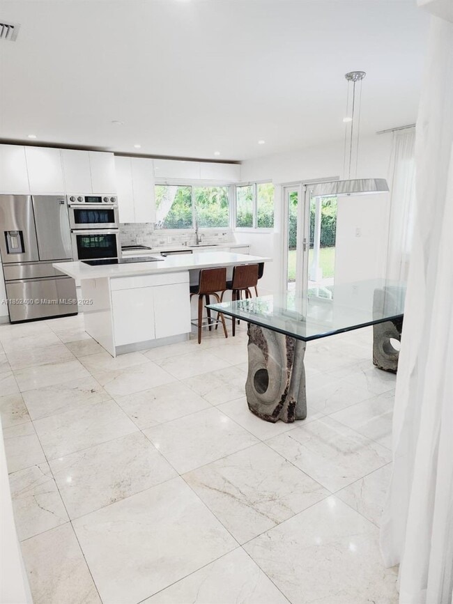 Foto del edificio - 7425 SW 128th St