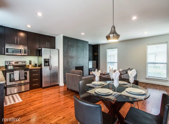 Building Photo - 5836 Birchbrook Dr