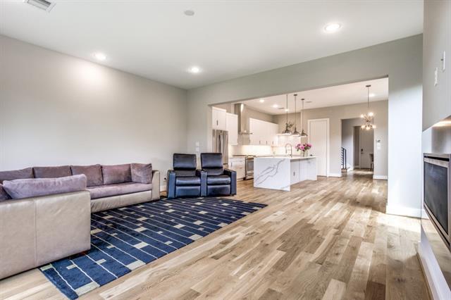 Building Photo - 2435 Vagas St