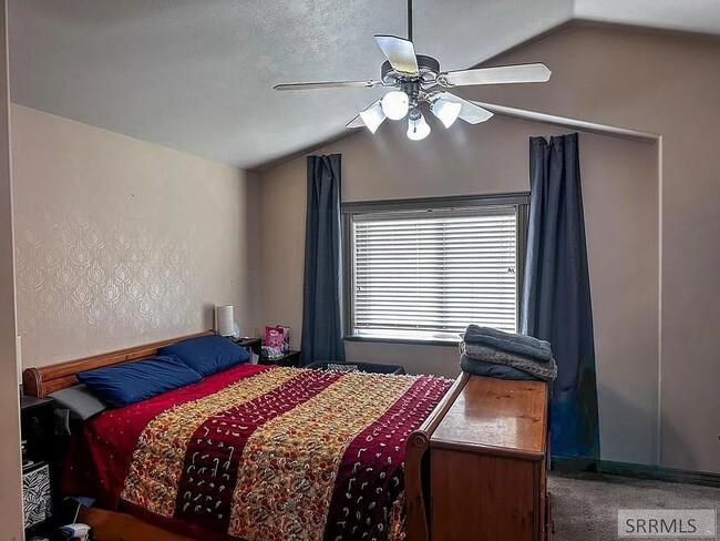 Foto del edificio - 3665 E Pearce Dr