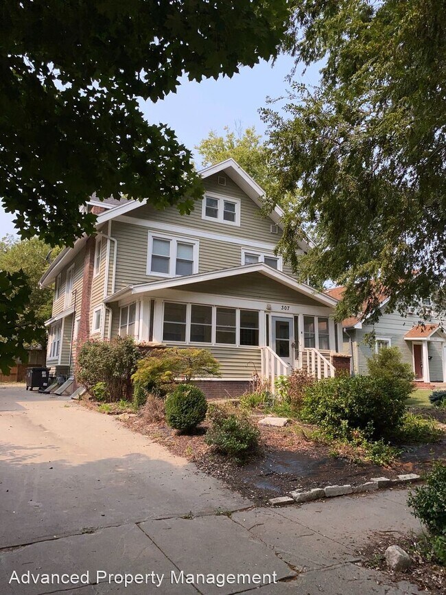 Foto del edificio - 3 br, 2 bath House - 307 N 16th St A Unit A