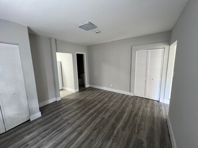 Foto del edificio - 1739 Dewey St