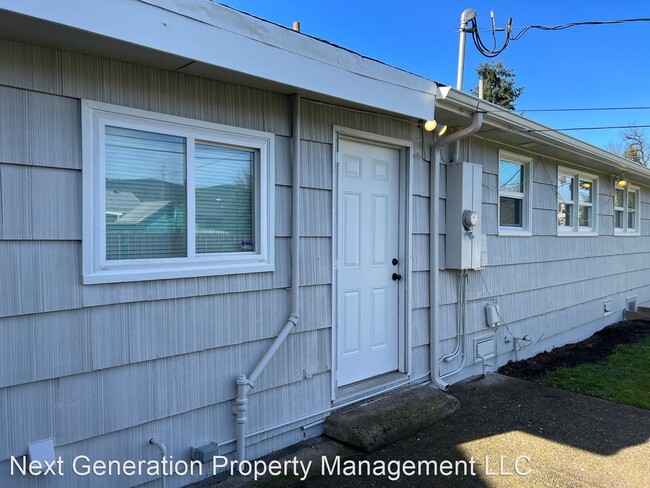 Building Photo - 4 br, 1 bath House - 3227 Partridge Way