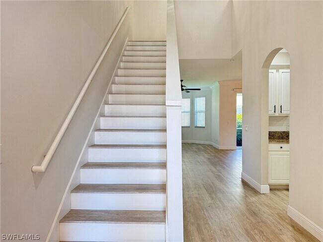 Foto del edificio - 9723 Heatherstone Lake Ct