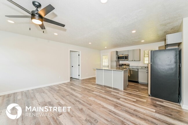 Foto del edificio - 6704 Bay Cir Dr