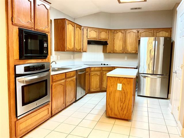 Foto del edificio - 2602 Thistle Ln