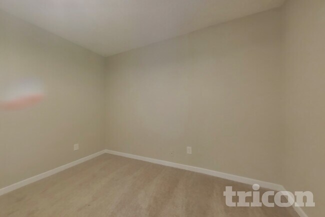 Foto del edificio - 2466 Red Barn Rd