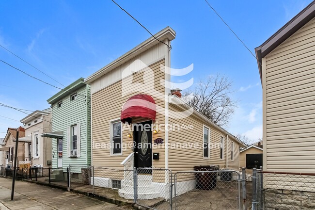 Foto del edificio - 635 Watkins St