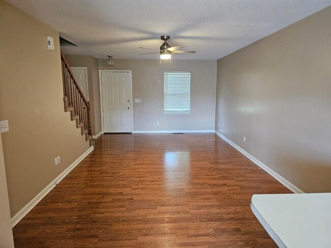 Building Photo - 56 Tulip Grove Cir