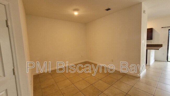 Foto del edificio - 3401 SE 1st Ct