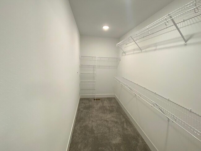 Foto del edificio - 6646 Ne 9th Ct