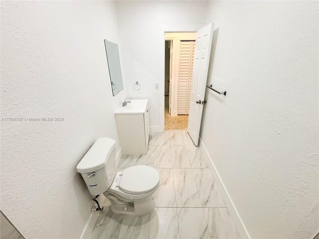 Foto del edificio - 3 bedroom in Miami FL 33147