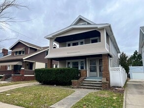 Building Photo - 2068 Waterbury Rd