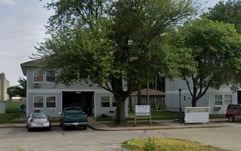 Building Photo - 207 Stringtown Rd