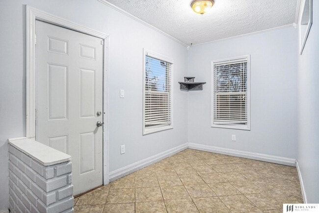 Building Photo - 7768 Maywood St