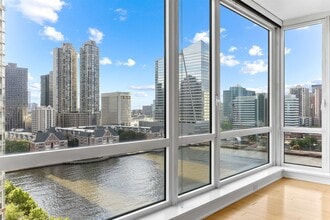 Building Photo - 2 2nd St