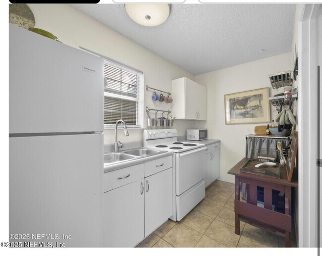 Foto del edificio - 509 Live Oak St