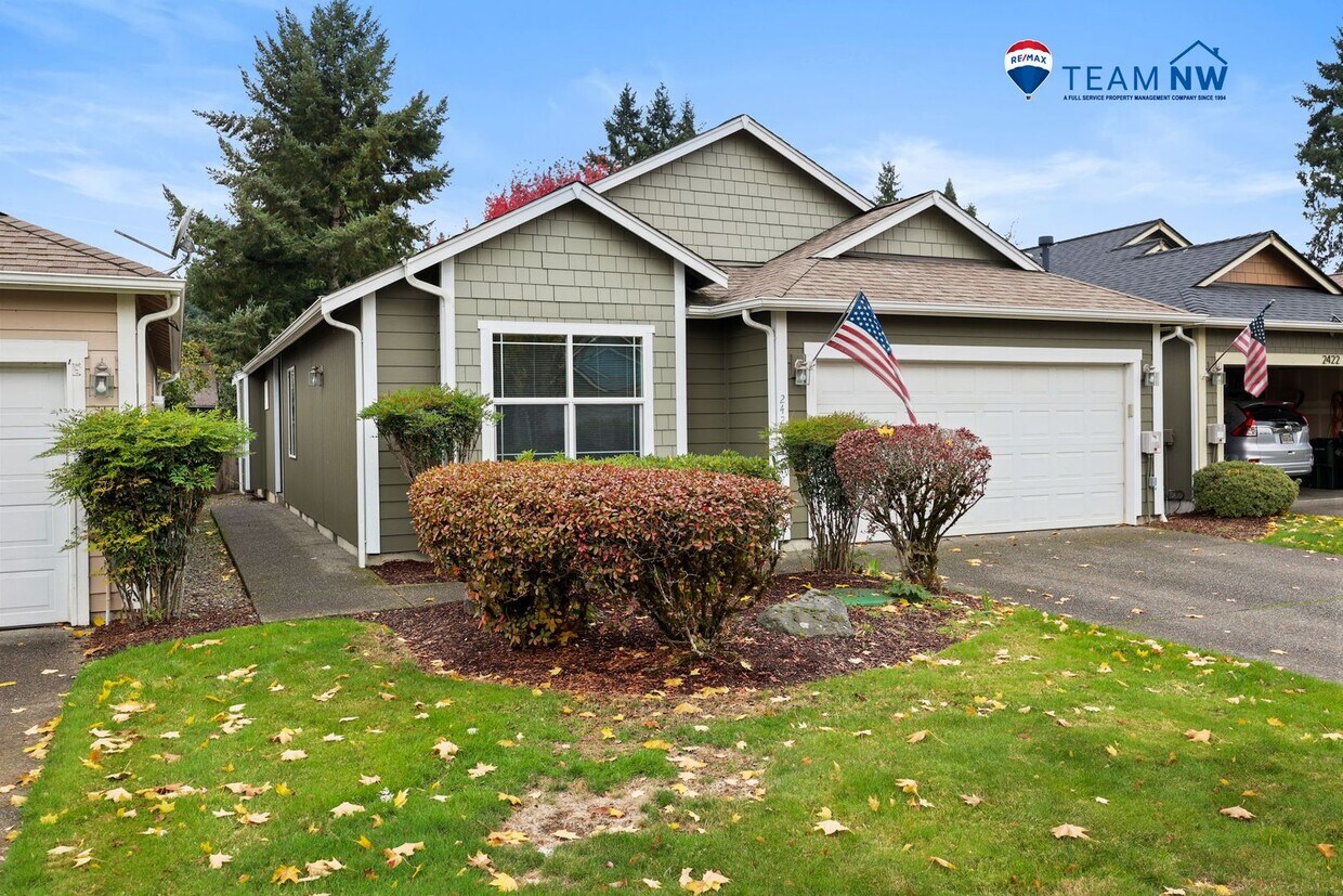 Foto principal - Move in ready! 3 bedroom rambler - Great l...