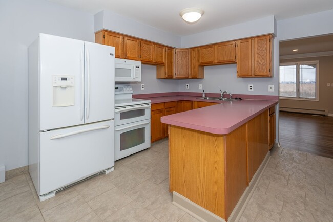 Foto del edificio - Must see two bedroom condo in Harrison Twp