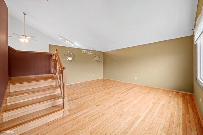 Building Photo - 3 br, 2 bath House - 1608 Timberline Dr