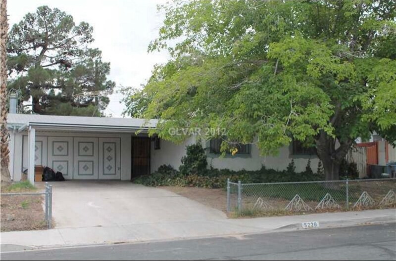 Foto principal - 5229 Mountain View Dr