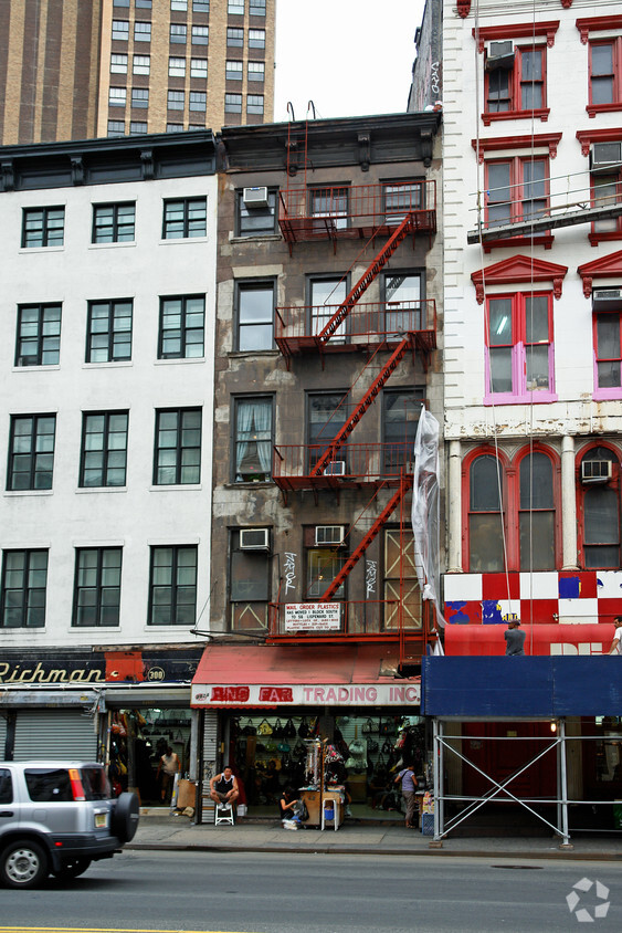 Foto del edificio - 302 Canal St