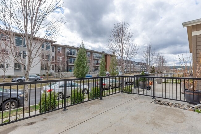 Building Photo - COMING SOON !! Kendall Yards, 3 Bedroom, 2.5 Bath Townhouse Now Available