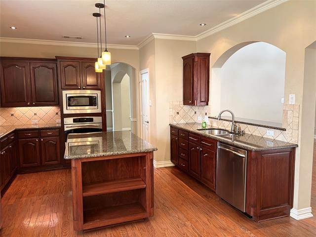 Building Photo - 3405 Hillpark Ln