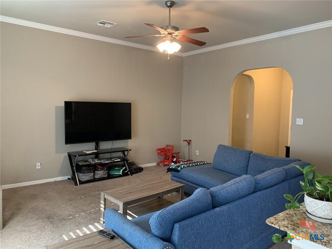 Foto del edificio - 5829 Worthing Dr