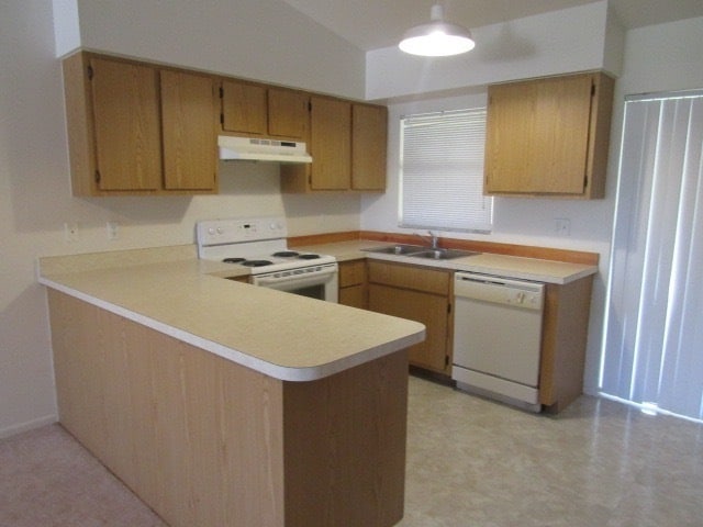 Foto del edificio - Lovely 2 Bedroom 1 Bathroom Duplex in San ...