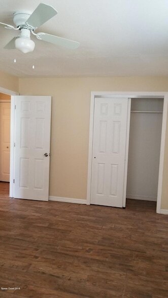 Foto del edificio - 6417 Ridgewood Ave