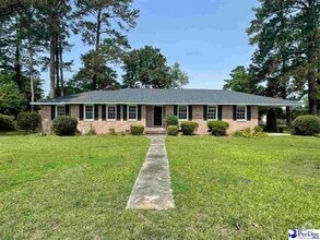 Building Photo - 821 Championship Dr