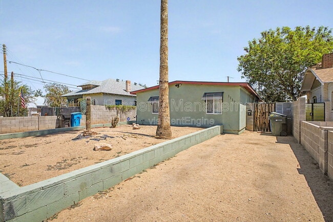 Photo - 1117 N 13th St Apartment