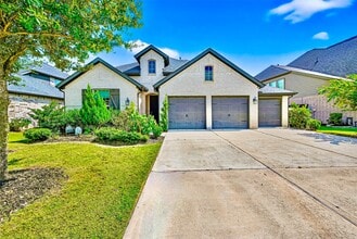 Building Photo - 3811 Lake Falls Dr