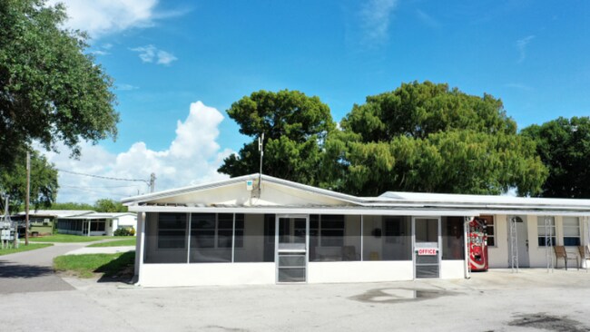 Building Photo - 9751 FL-78